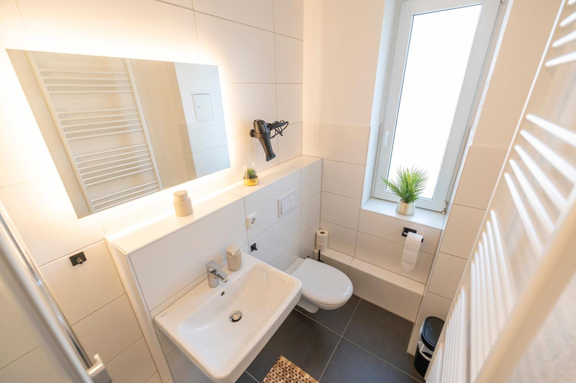 Rr - Central Apartment 80Qm - Balcony - Washer Magdeburg Dış mekan fotoğraf